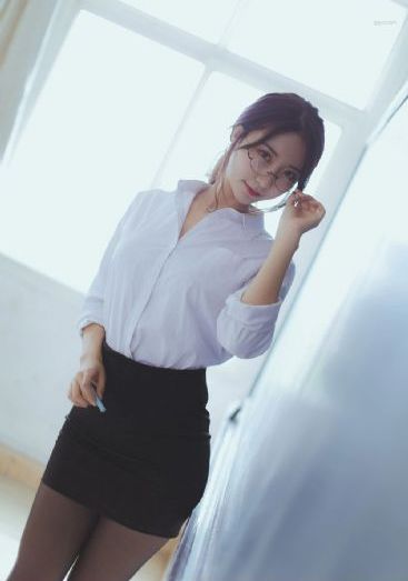 美女又爽又黄免费网站在线观看_手机免费观看