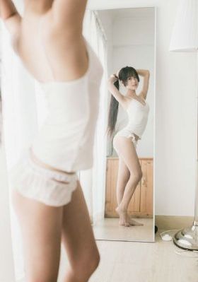 国产成人无码a区精油按摩_超清全集免费播放