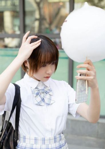 美女出水_BD国语全集免费观看
