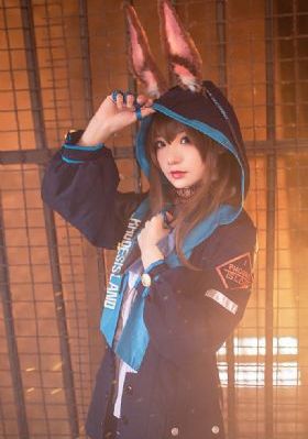天天躁日日躁狠狠躁欧美正在播放_1080P完整在线观看