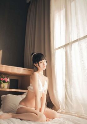 夜夜久久国产精品亚州AV_720电影完整版